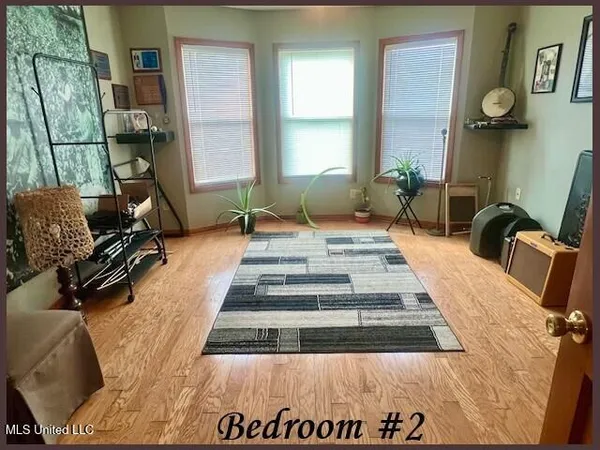 $299,900 | 307 Hickory Lane, Batesville, MS 38606