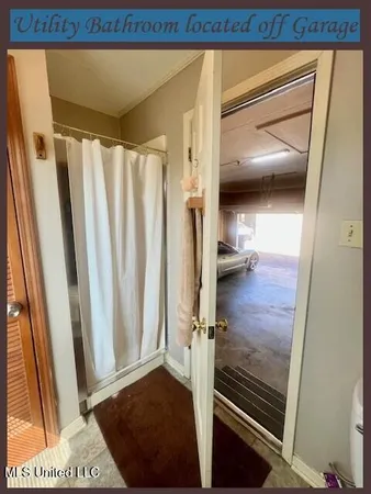 $299,900 | 307 Hickory Lane, Batesville, MS 38606