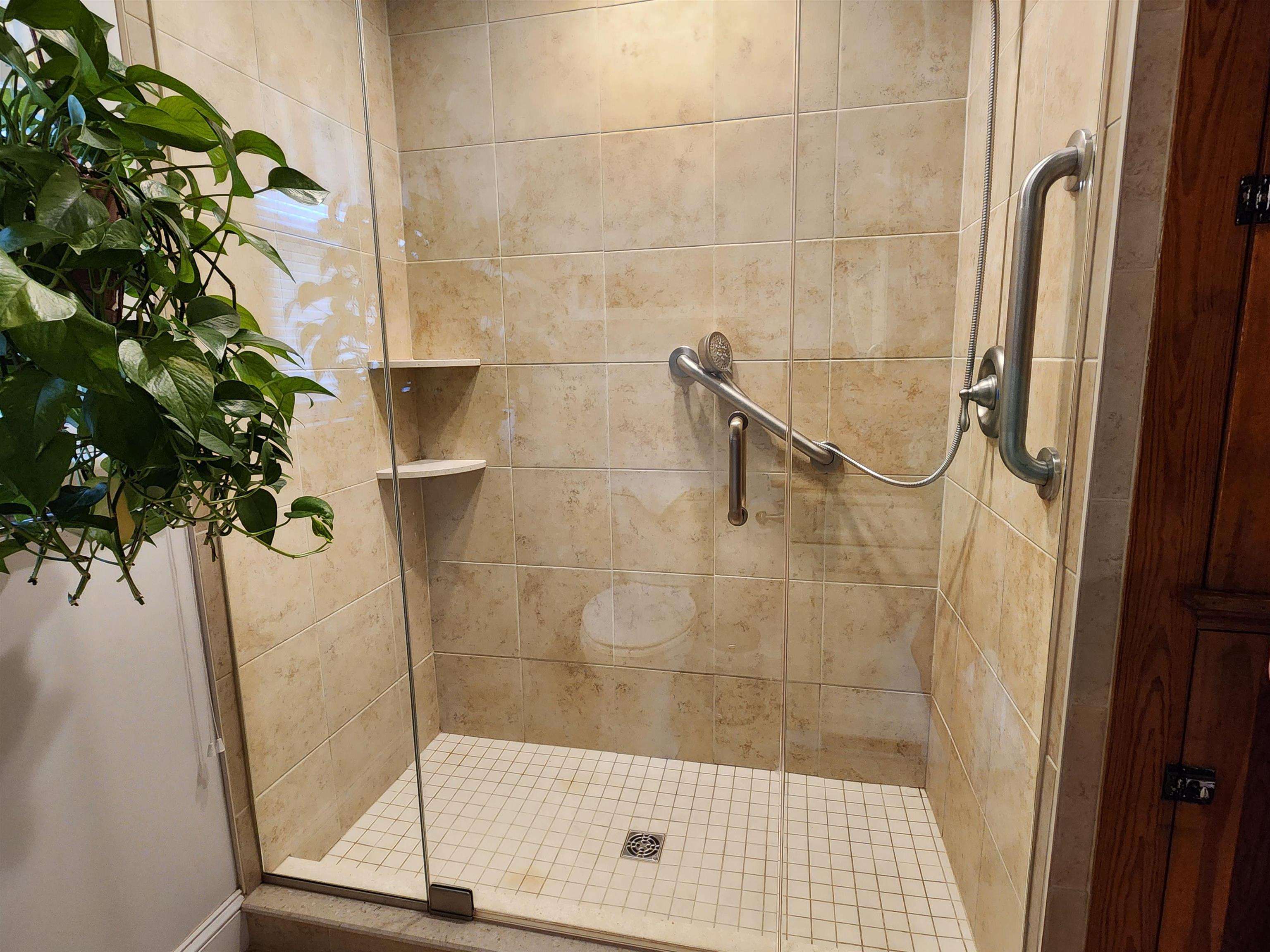 148 Ledge Street Nashua, NH 03060 - Photo 17 of 40