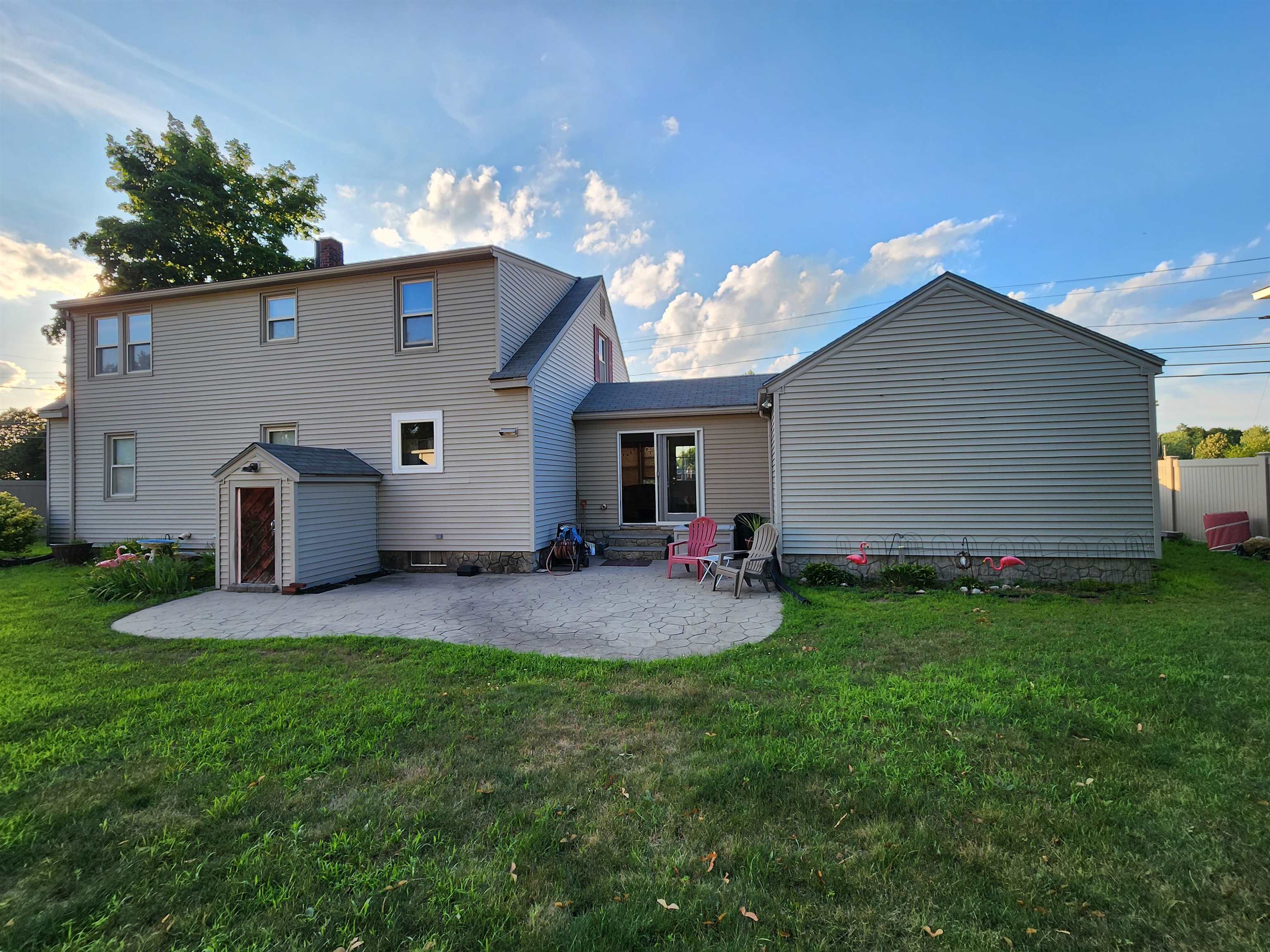 148 Ledge Street Nashua, NH 03060 - Photo 32 of 40