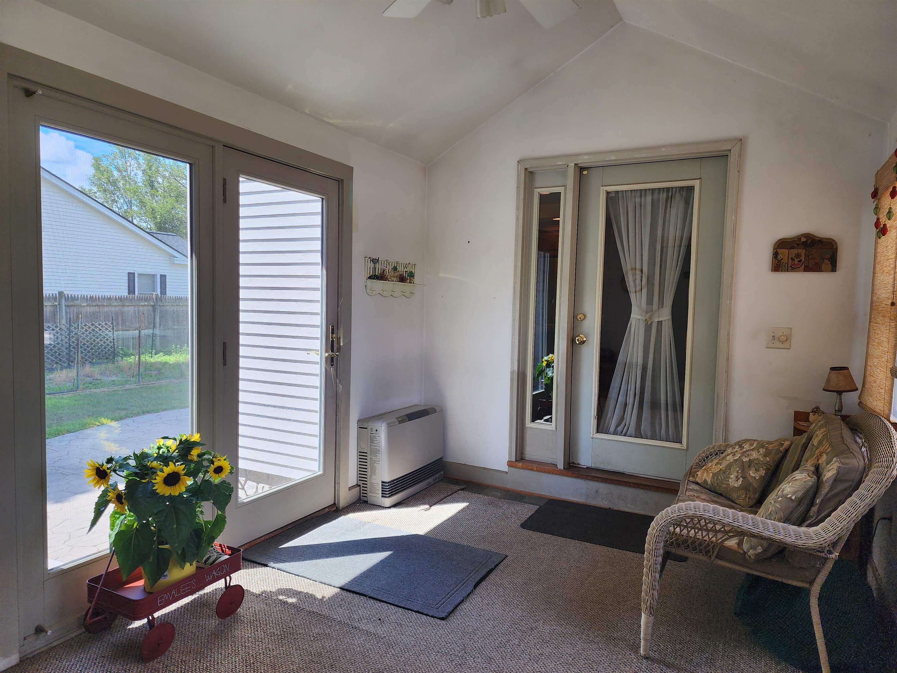 148 Ledge Street Nashua, NH 03060 - Photo 6 of 40