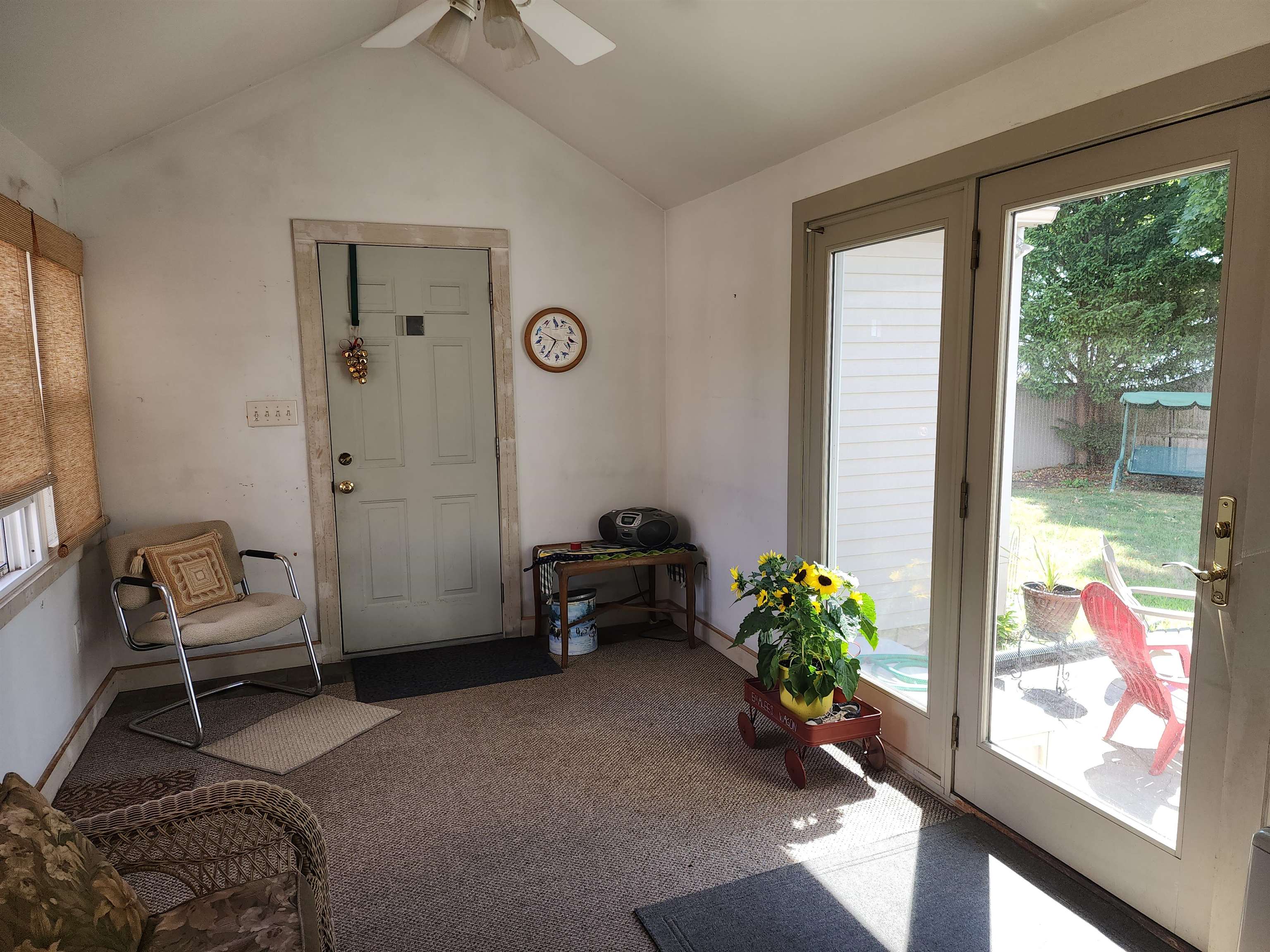 148 Ledge Street Nashua, NH 03060 - Photo 7 of 40
