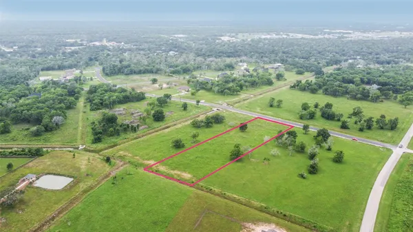 $65,000 | 33019 Amberjack Drive, Richwood, TX 77531