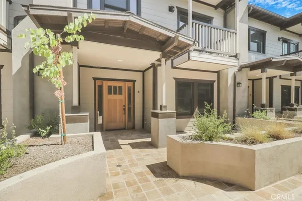 $1,250,000 | 569 Lincoln Avenue, Unit 8, Pasadena, CA 91103