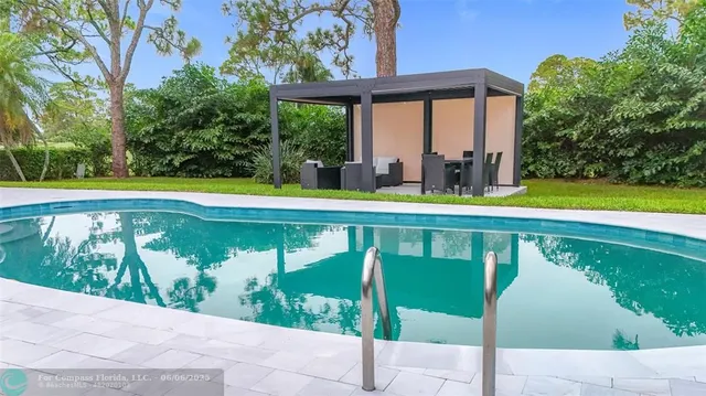 $2,499,000 | 5100 Pineview Circle, Delray Beach, FL 33445