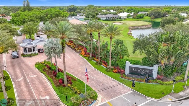$2,499,000 | 5100 Pineview Circle, Delray Beach, FL 33445