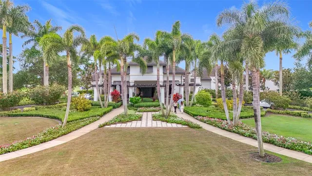 $2,449,000 | 5100 Pineview Circle, Delray Beach, FL 33445