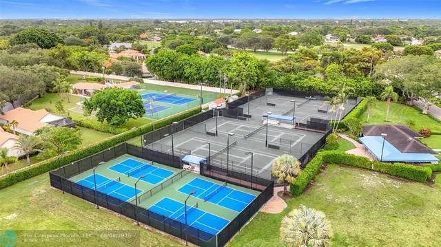 $2,499,000 | 5100 Pineview Circle, Delray Beach, FL 33445