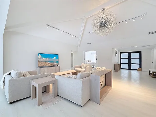 $2,449,000 | 5100 Pineview Circle, Delray Beach, FL 33445