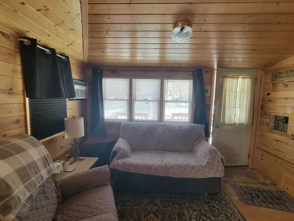 $215,000 | 16056 Eagle Lake Lane, Brainerd, MN 56401