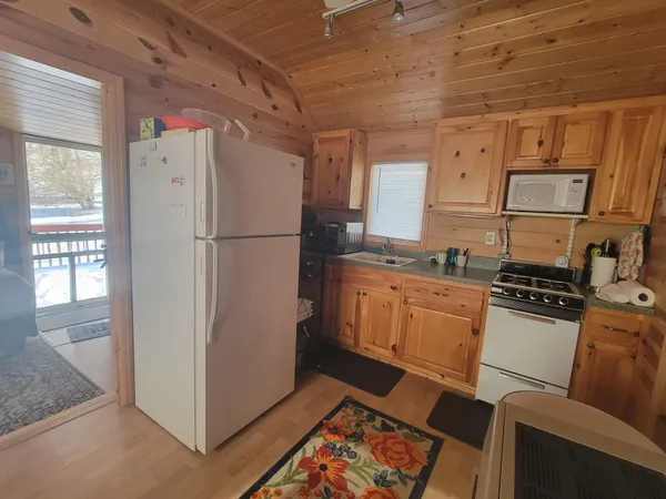 $215,000 | 16056 Eagle Lake Lane, Brainerd, MN 56401