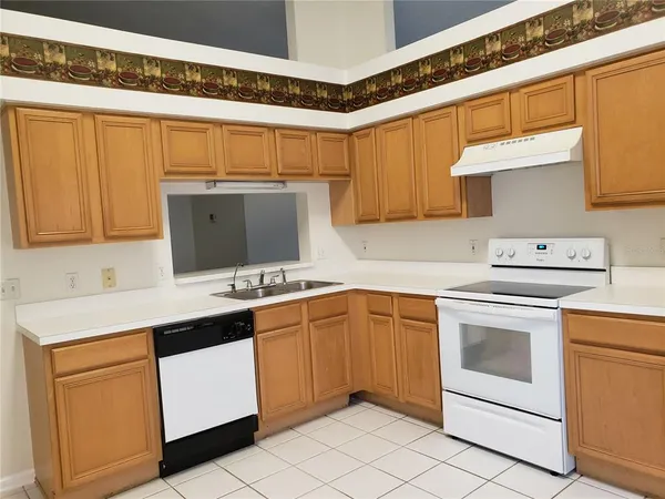 $2,500 | 394 Hanging Moss Circle, Lake Mary, FL 32746