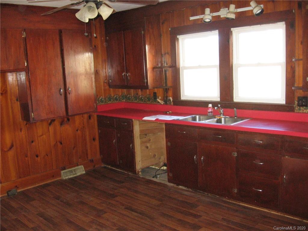 902 Jonestown Road Bostic, NC 28018 - Photo 4 of 10 Gallery Image 4