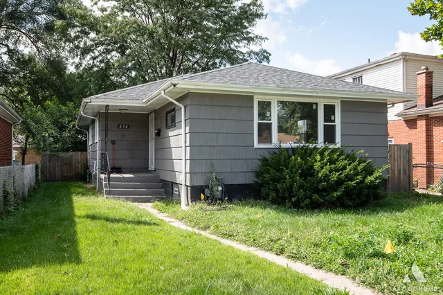 $184,000 | 434 Mackinaw Avenue, Calumet City, IL 60409