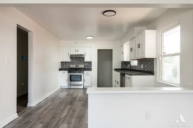 $184,000 | 434 Mackinaw Avenue, Calumet City, IL 60409