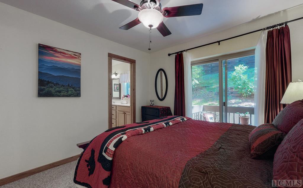 407 Overlook Road, Unit 2A Sapphire, NC 28774 - Photo 18 of 20 Gallery Image 18