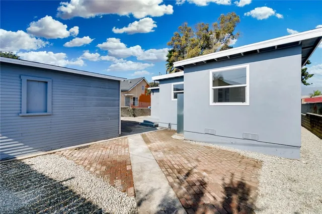 $599,000 | 2036 East Shauer Street, Compton, CA 90222