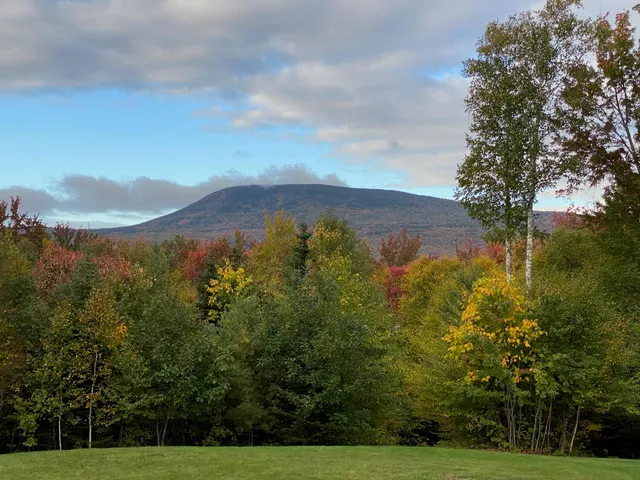 $950,000 | 50 Old Dorchester Road, Lyme, NH 03768