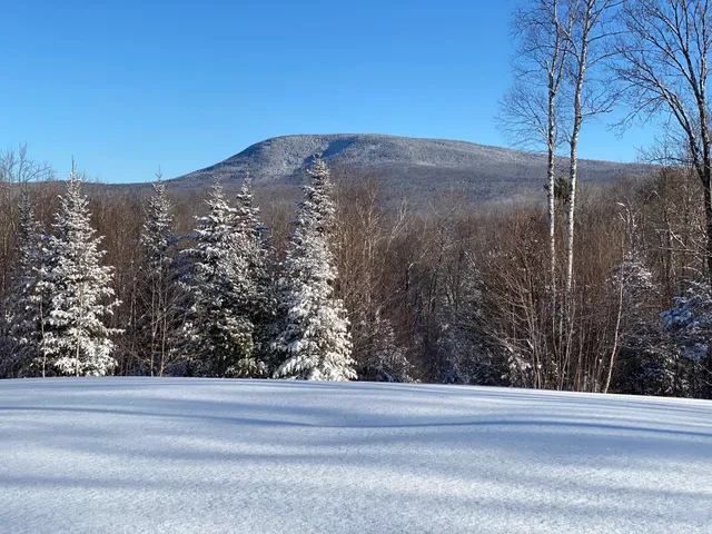 $950,000 | 50 Old Dorchester Road, Lyme, NH 03768