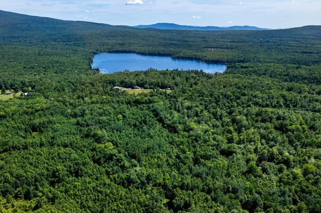 $950,000 | 50 Old Dorchester Road, Lyme, NH 03768