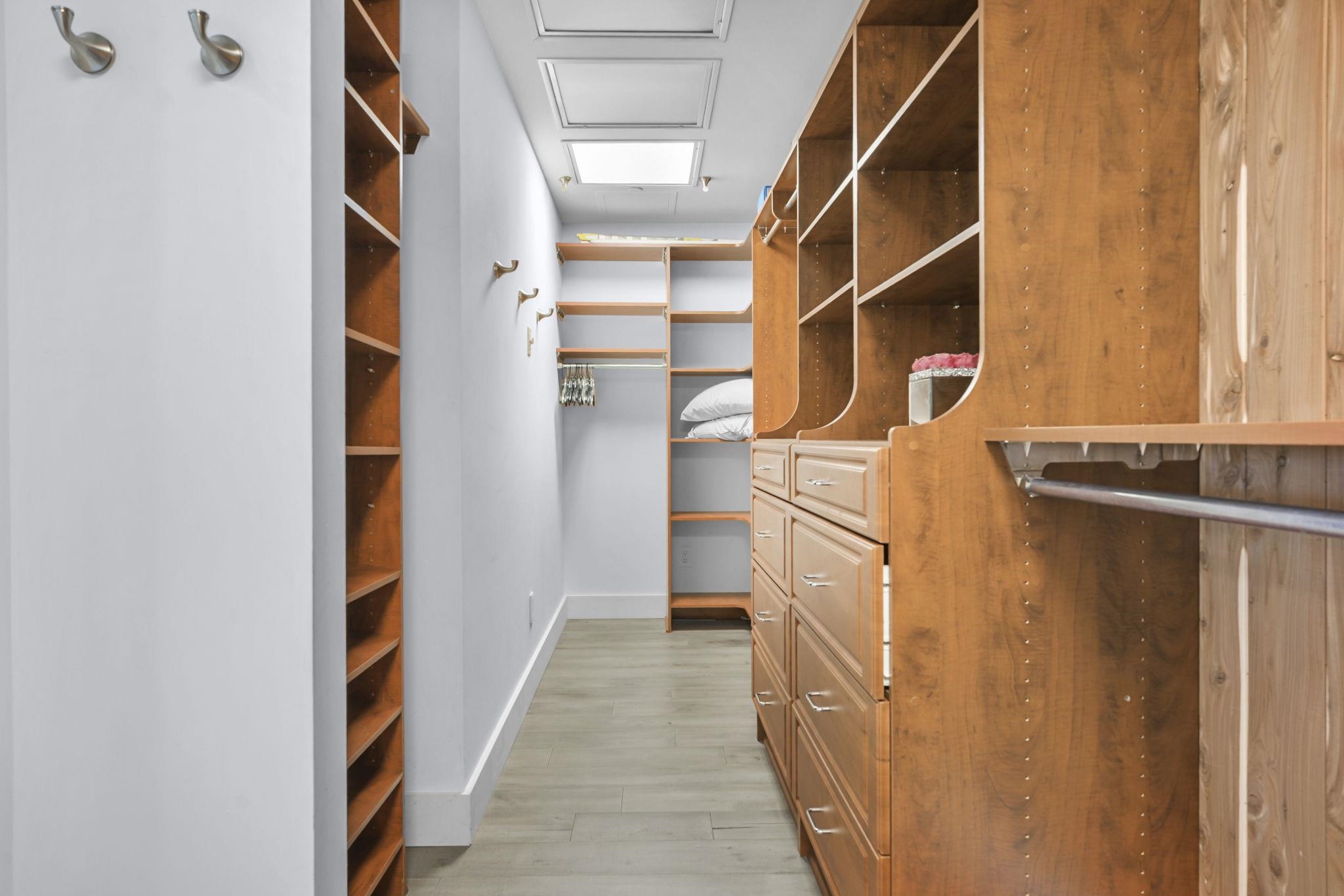 100 Wisconsin Avenue, Unit 1105 Madison, WI 53703 - Photo 25 of 31