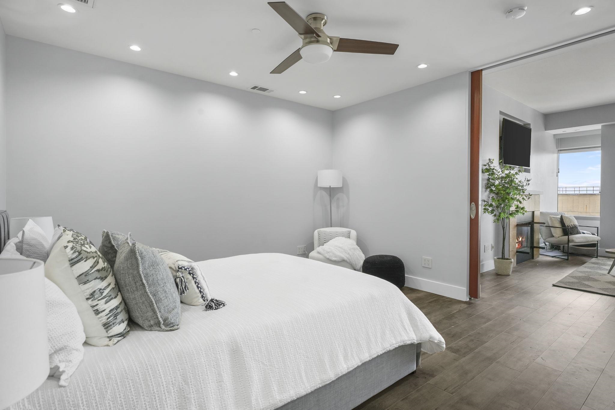 100 Wisconsin Avenue, Unit 1105 Madison, WI 53703 - Photo 28 of 31