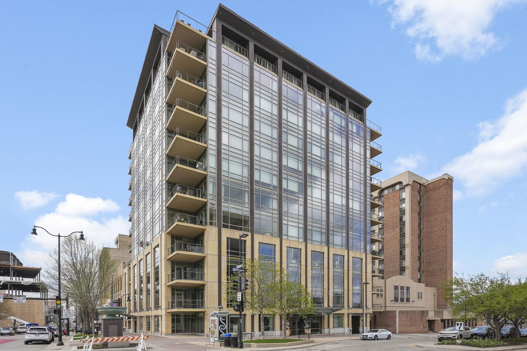100 Wisconsin Avenue, Unit 1105 Madison, WI 53703 - Photo 30 of 31