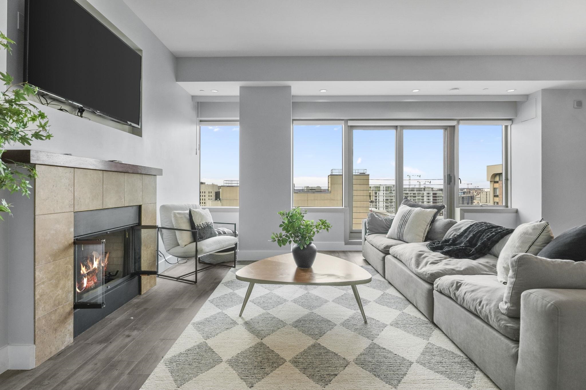 100 Wisconsin Avenue, Unit 1105 Madison, WI 53703 - Photo 5 of 31