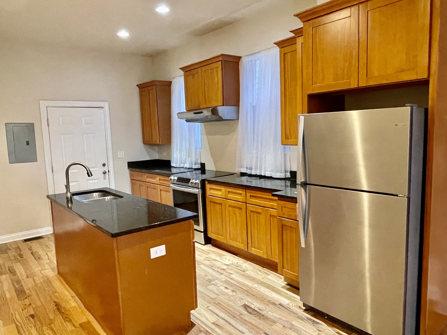2148 West 18th Street Chicago, IL 60608 - Photo 10 of 24