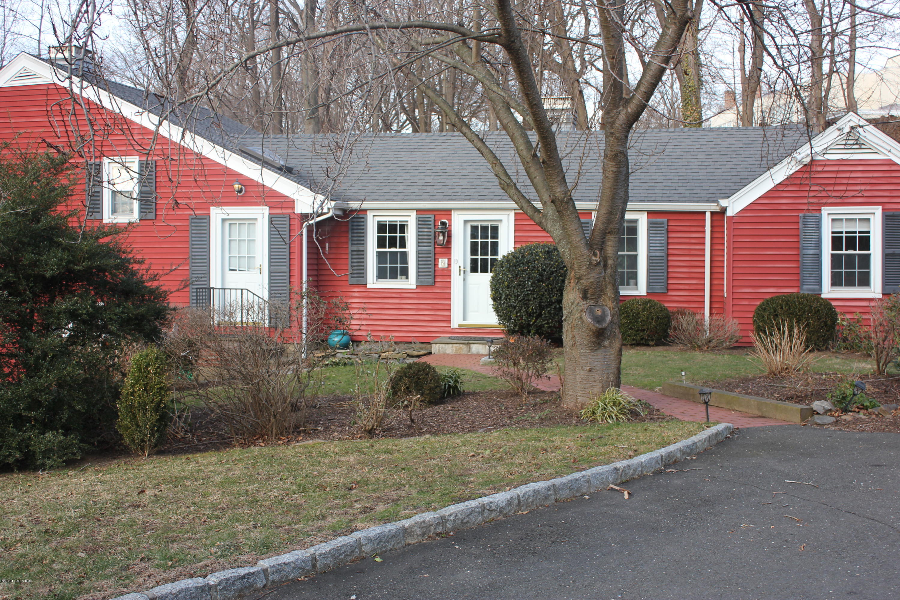 5 Wallasy Way Riverside, CT 06878 - Photo 4 of 19 IMG_1319
