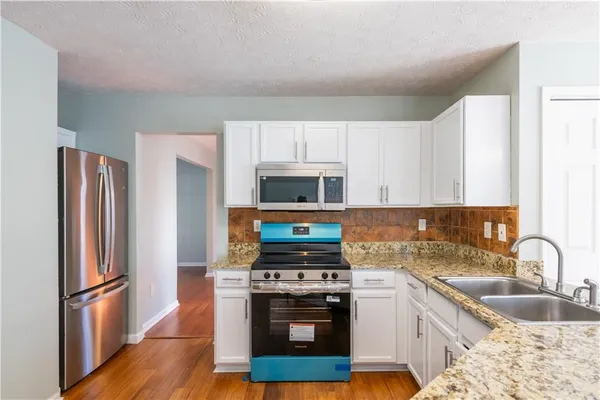 $305,000 | 1382 Stoneleigh Way, Stone Mountain, GA 30088