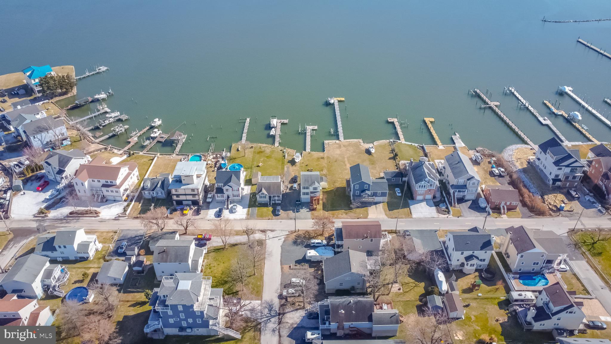 9124 Hinton Avenue Sparrows Point, MD 21219 - Photo 17 of 24 Aerial of both sides of Peninsula