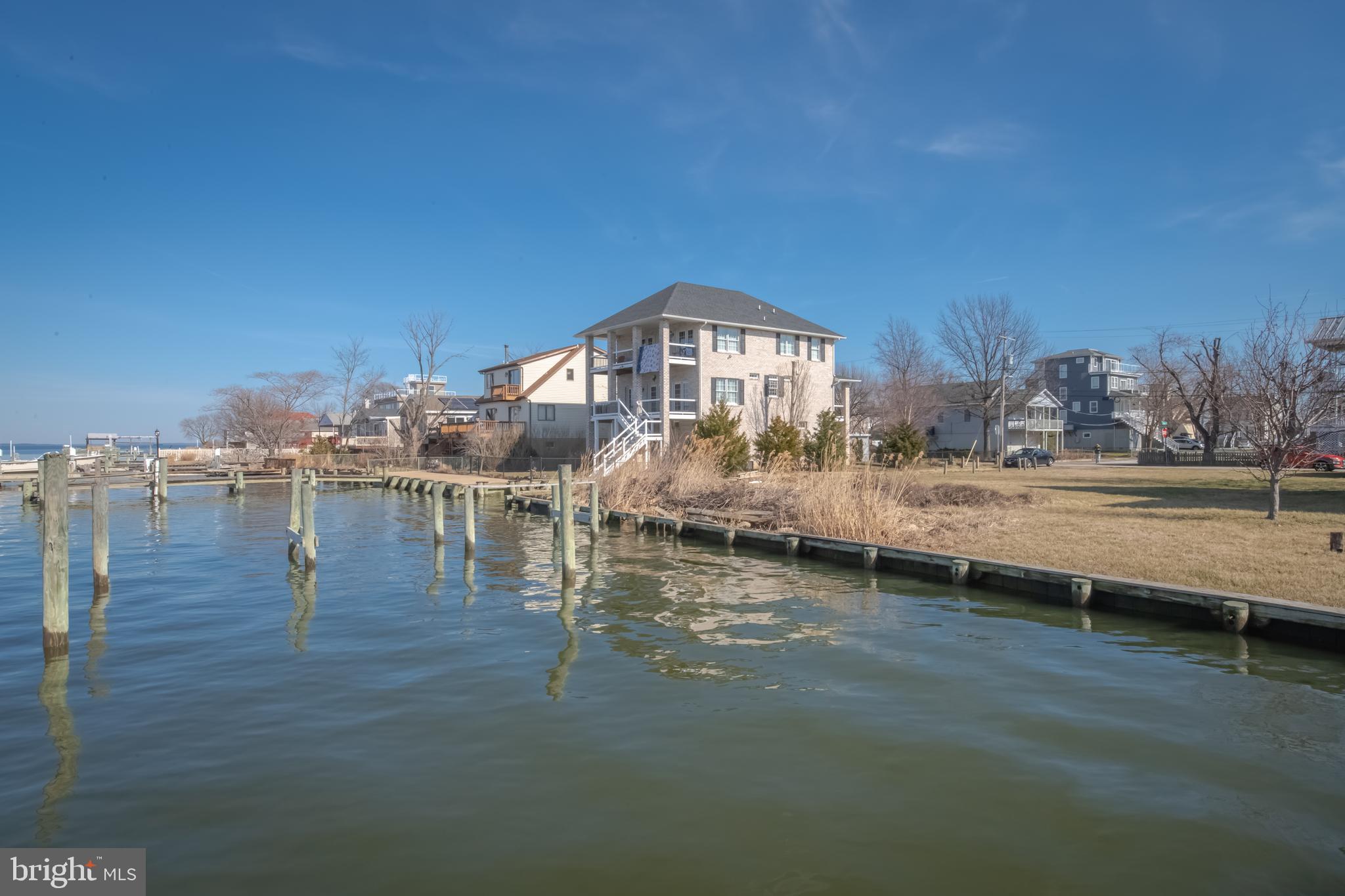 9124 Hinton Avenue Sparrows Point, MD 21219 - Photo 9 of 24