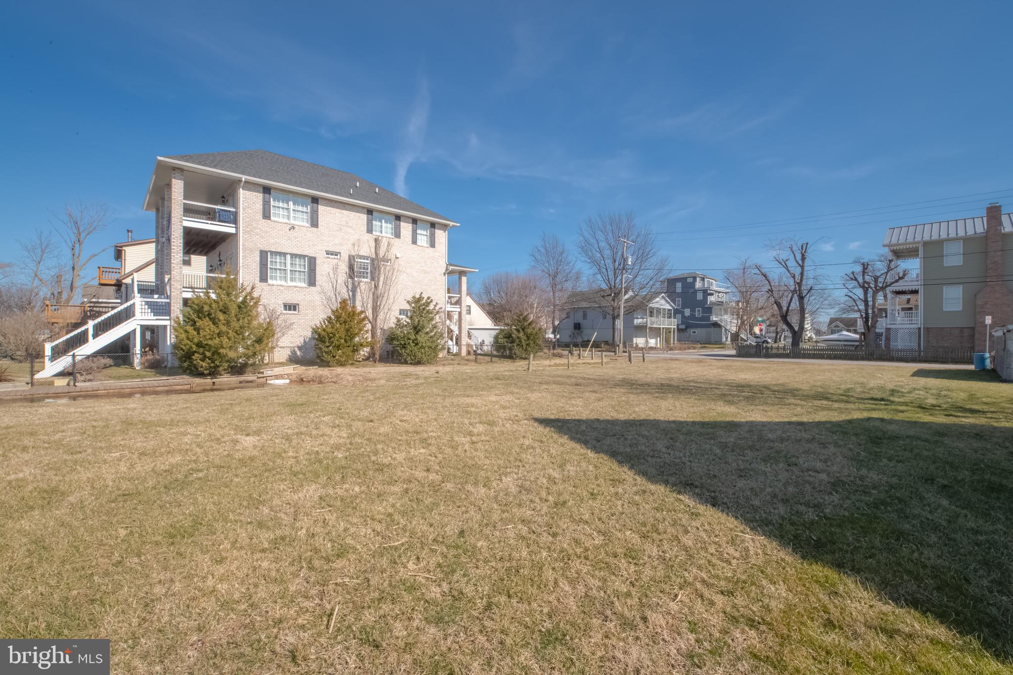 9124 Hinton Avenue Sparrows Point, MD 21219 - Photo 10 of 24 Build in an upscale area of homes.