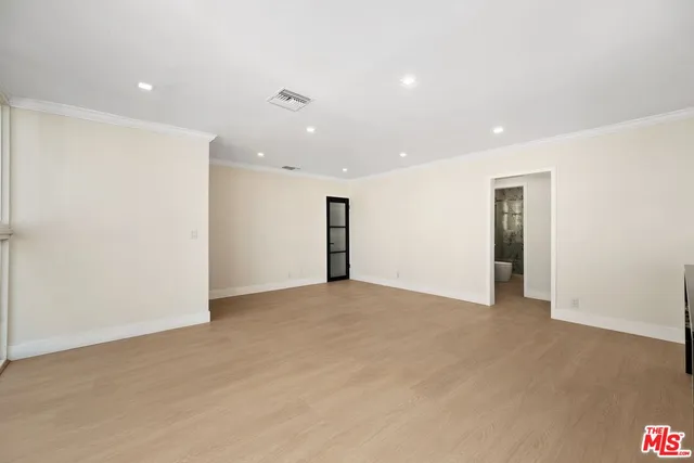 a view of empty room