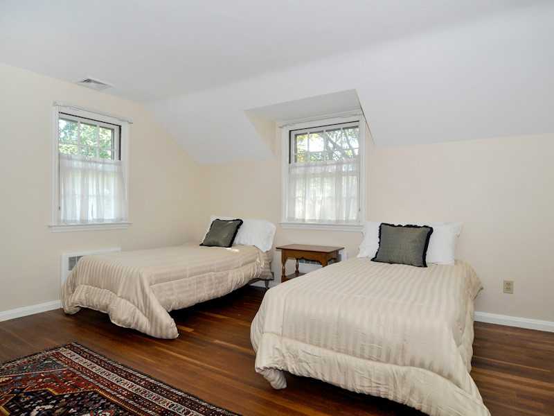 421 Spring Green Road Warwick, RI 02888 - Photo 20 of 25 Bedroom.