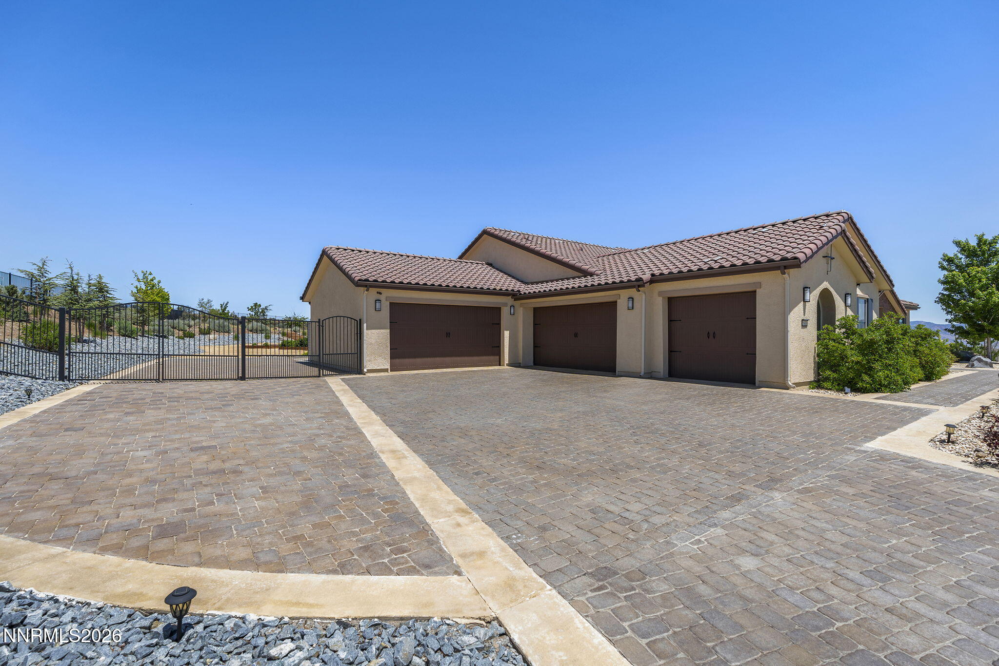5431 Salmon River Court Reno, NV 89511 - Photo 6 of 66 6-web-or-mls-_DSC3164