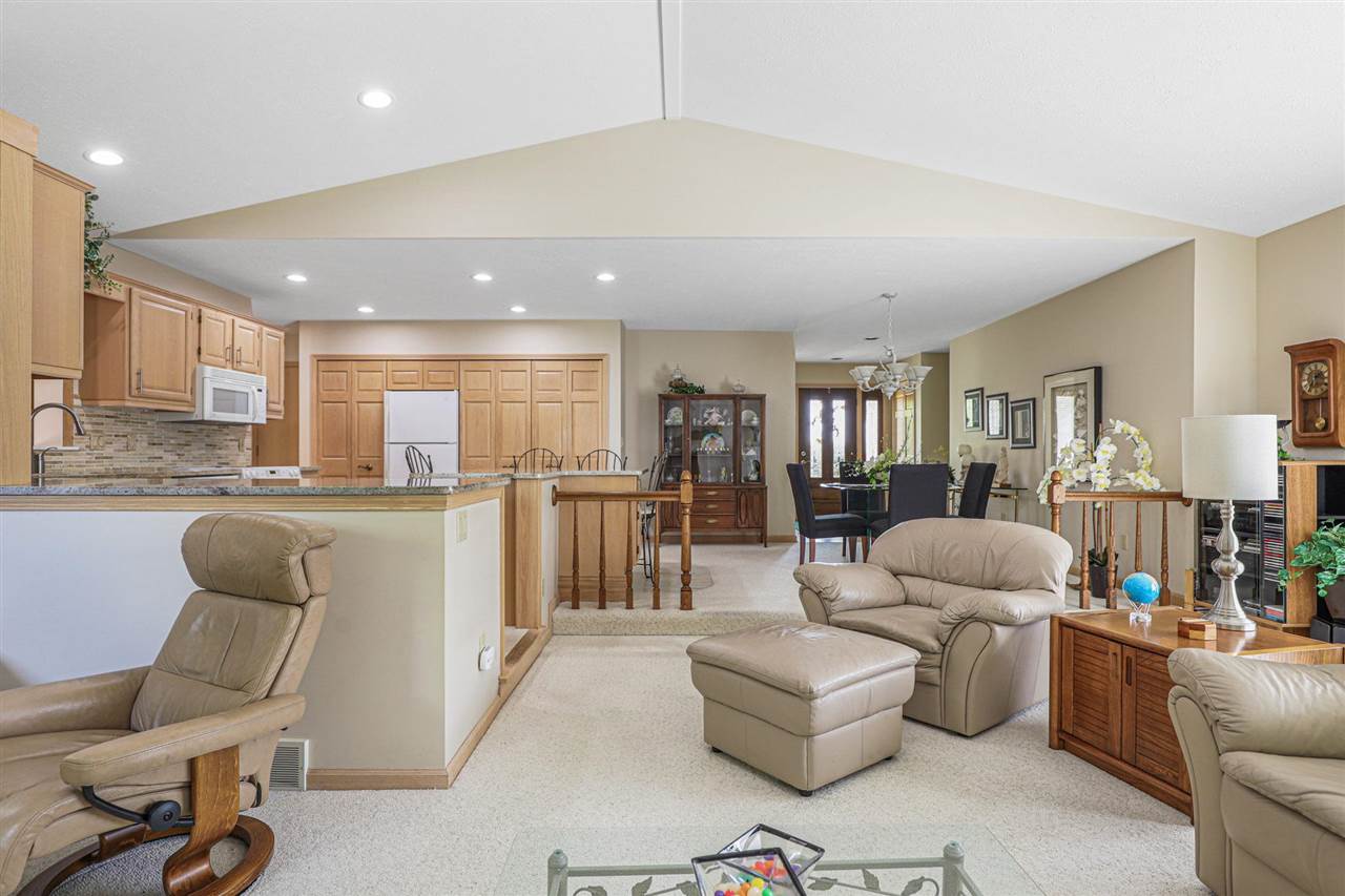 356 Frank Road Frankenmuth, MI 48734 - Photo 17 of 49