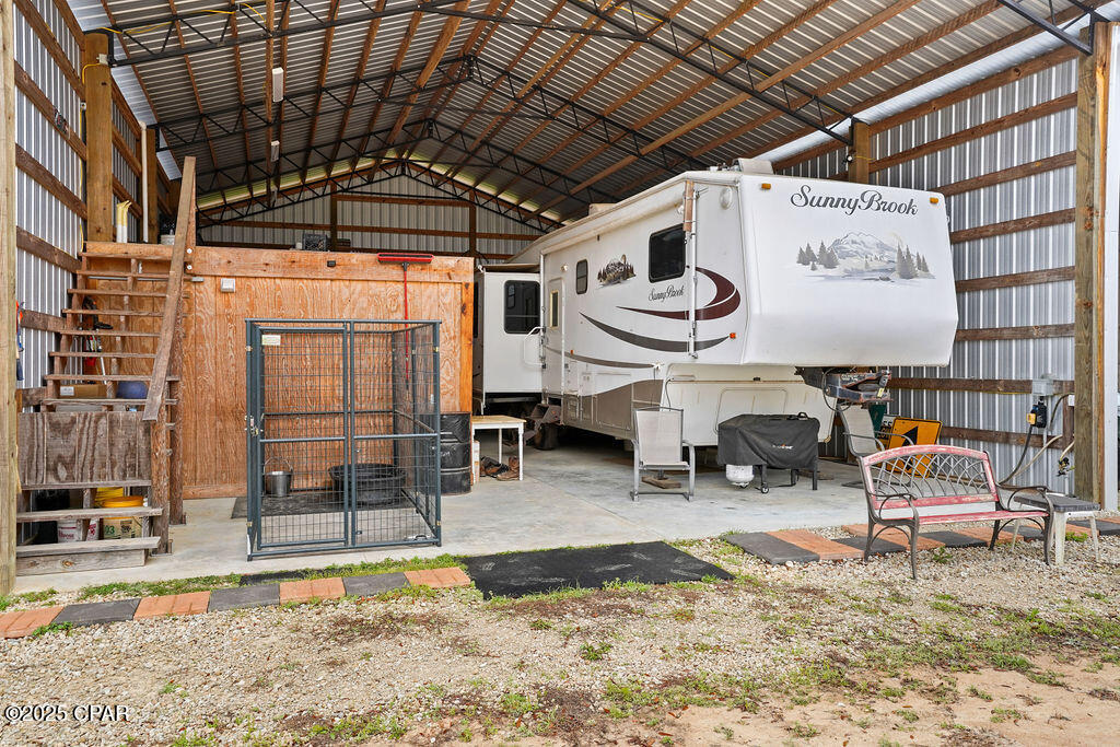 1591 River Road Caryville, FL 32427 - Photo 18 of 35