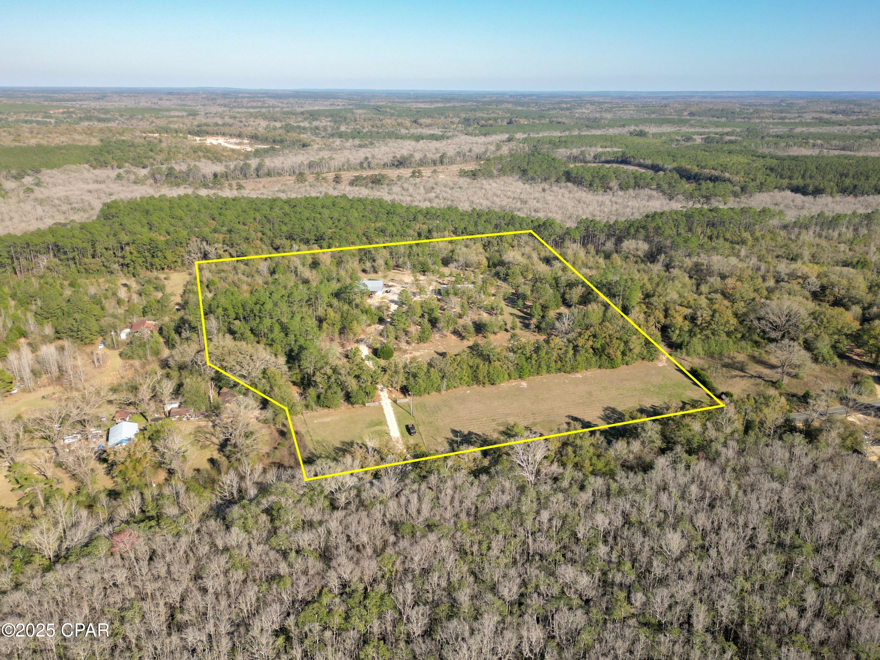 1591 River Road Caryville, FL 32427 - Photo 8 of 35