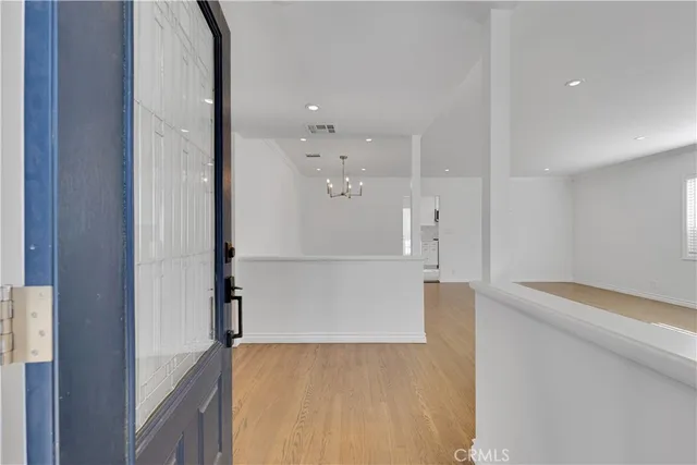 $1,799,000 | 114 South Lamer Street, Burbank, CA 91506