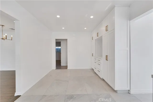 $1,799,000 | 114 South Lamer Street, Burbank, CA 91506