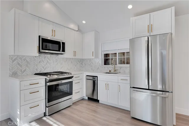 $1,799,000 | 114 South Lamer Street, Burbank, CA 91506