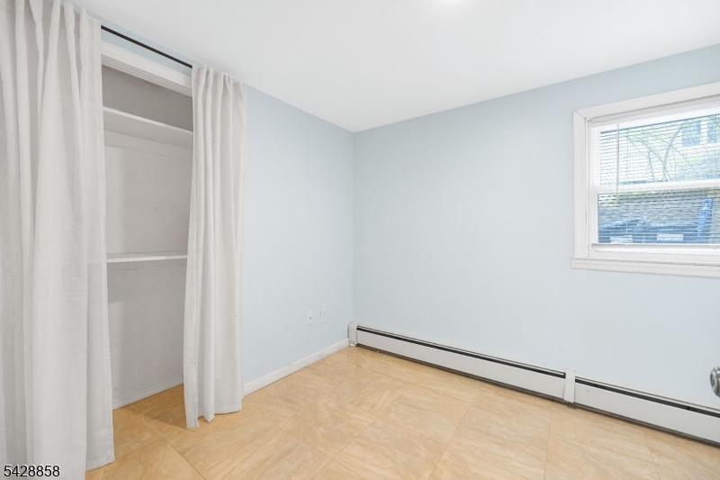 622 Succasunna Road Mount Arlington, NJ 07850 - Photo 13 of 42