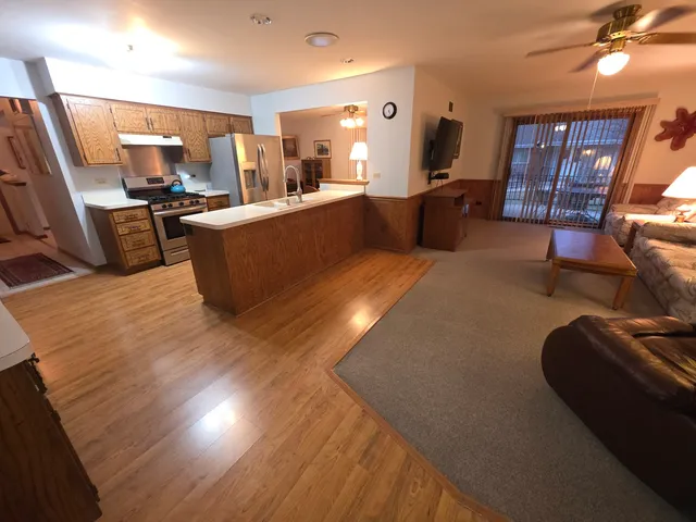 $334,888 | 18007 Indiana Court, Unit 160, Orland Park, IL 60467