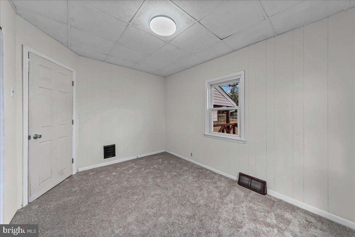 1910 Dutton Mill Road Aston, PA 19014 - Photo 16 of 28