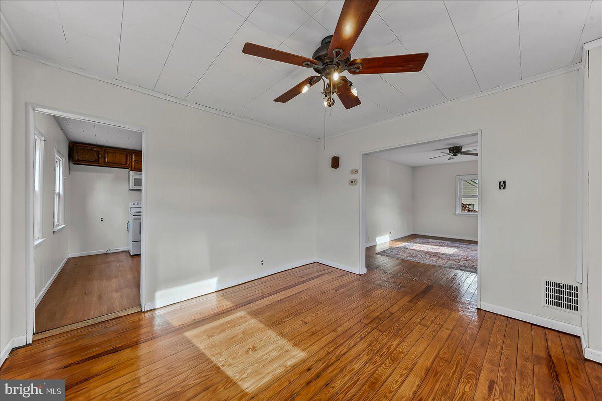 1910 Dutton Mill Road Aston, PA 19014 - Photo 9 of 28