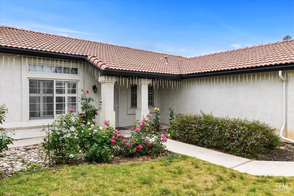 $395,000 | Undisclosed Address, Bakersfield, CA 93312