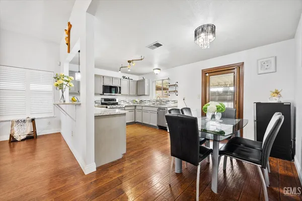 $395,000 | Undisclosed Address, Bakersfield, CA 93312