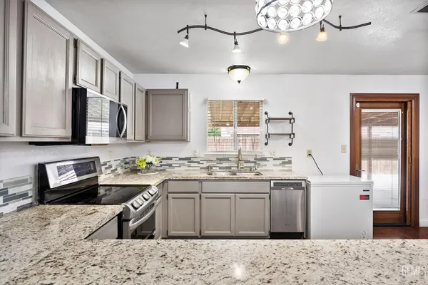 $395,000 | Undisclosed Address, Bakersfield, CA 93312